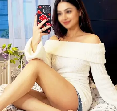 college escort girl in cyber city